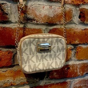 Small Michael Kors Tan & Cream Crossbody